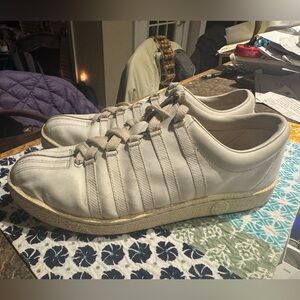K-Swiss women’s size 8.5 -vintage 80’s shoes